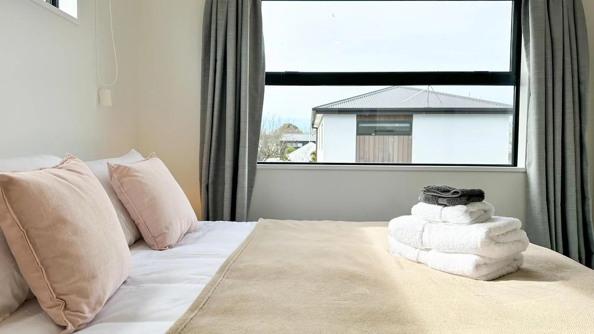 Holiday home Cosy Modern Home - New Build In Christchurch